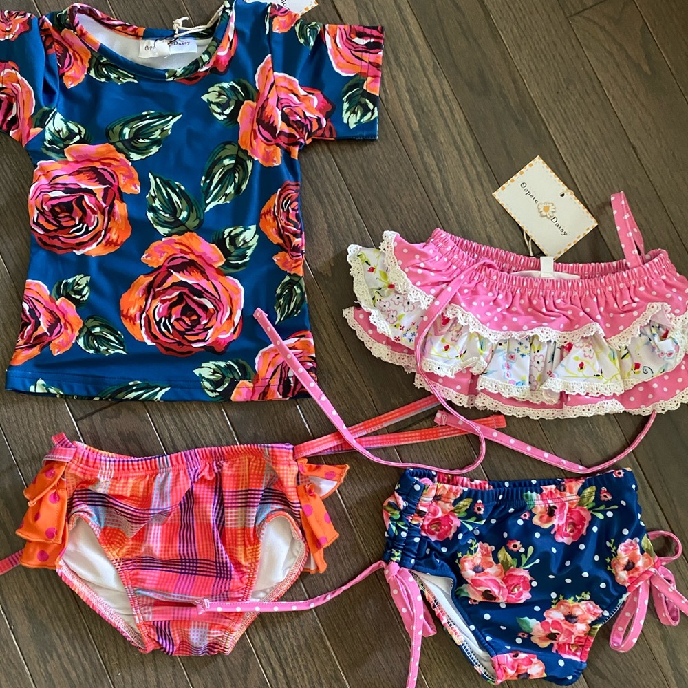 Set of 2 Oopsie Daisy Swimsuits